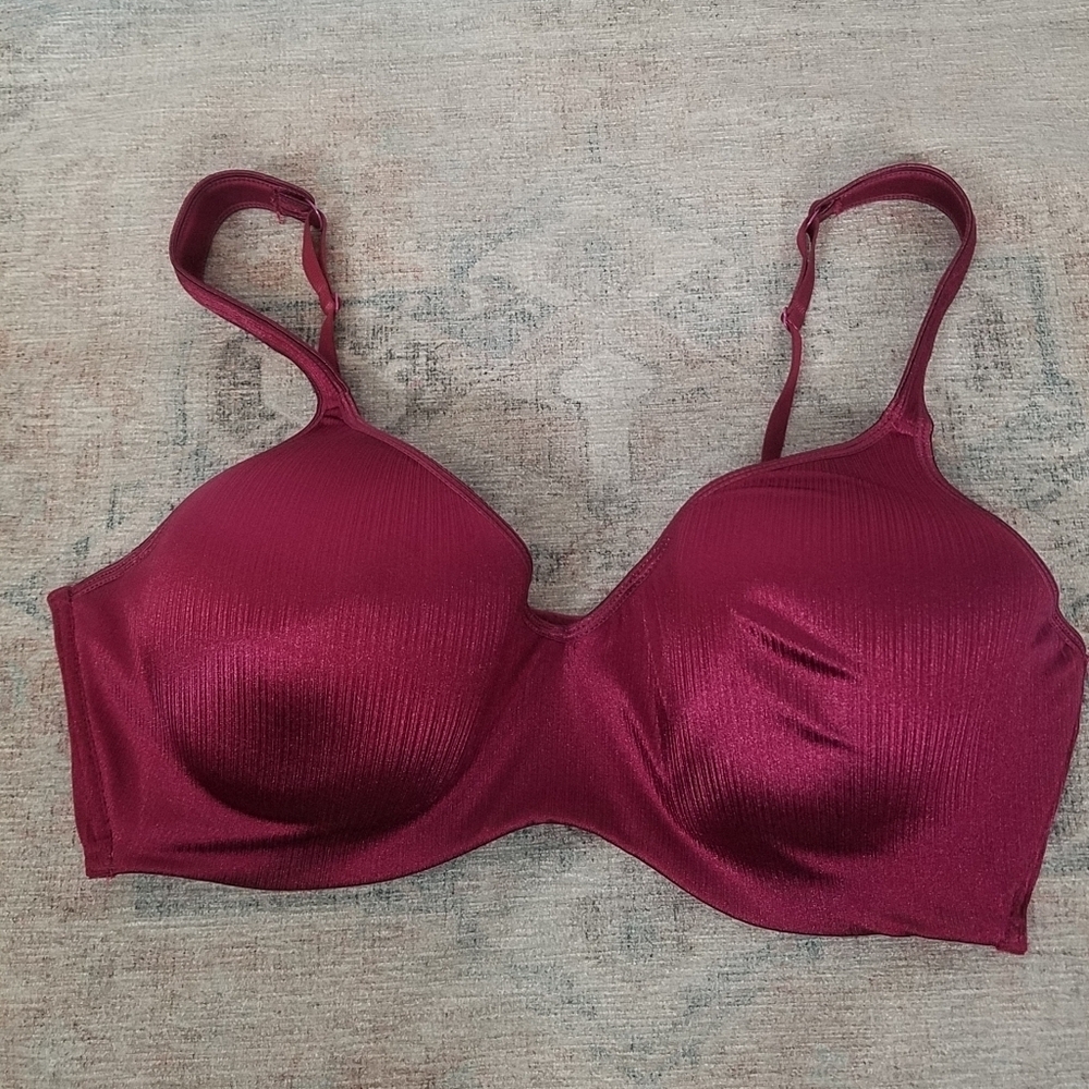 Dream wear love your curves underwire bra size 44D